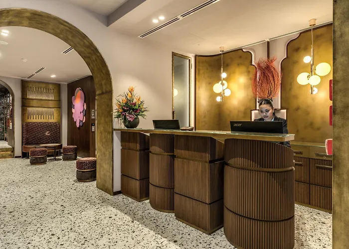 The Steps - By Eitch Collection Otel