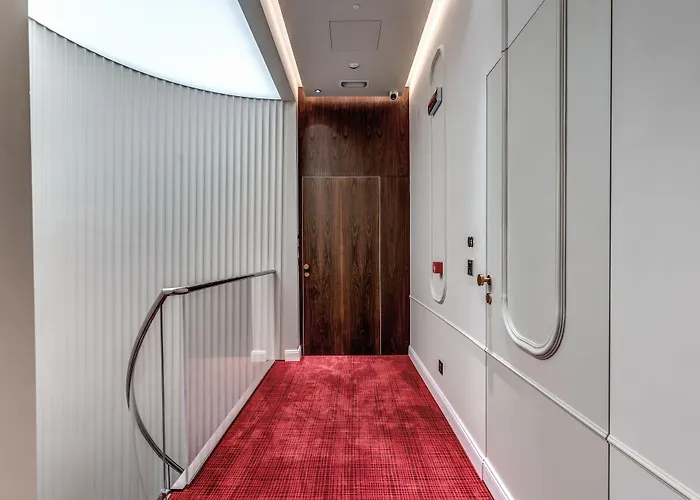 The Steps - By Eitch Collection Otel 4*