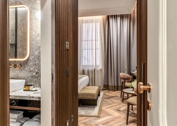 The Steps - By Eitch Collection Roma