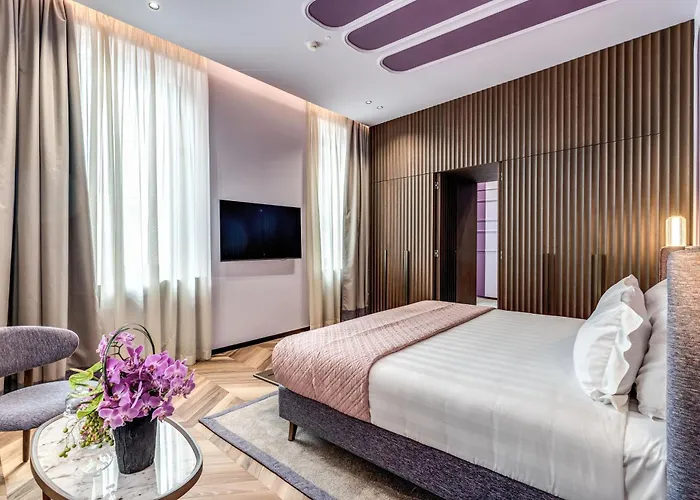 The Steps - By Eitch Collection Roma