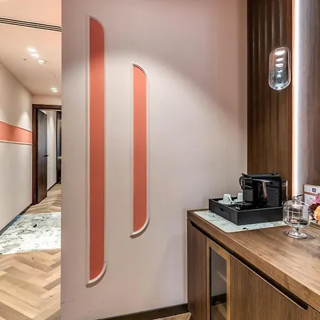 Hotel The Steps - By Eitch Collection